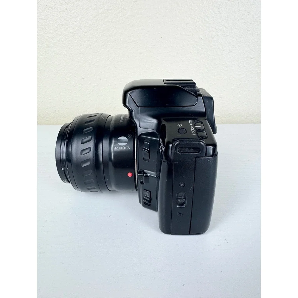 Minolta Maxxum 3xi 35mm Film Camera AF 35-80mm Lens + Skylight Filter Untested